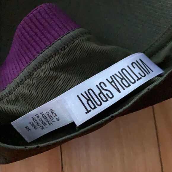 Victoria’s Sport olive/coral strappy sports bra - Picture 4 of 6